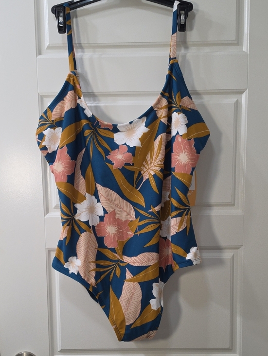 Kona Sol Other - NWT - Kona Sol One-Piece Swimsuit in Tropical Print - XL